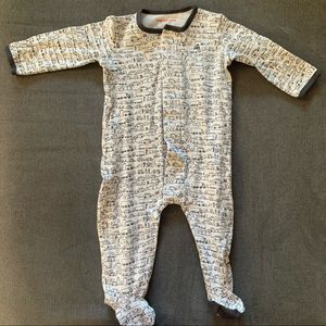 Like New Magnetic Me Onesie Footie Pajamas Car Print